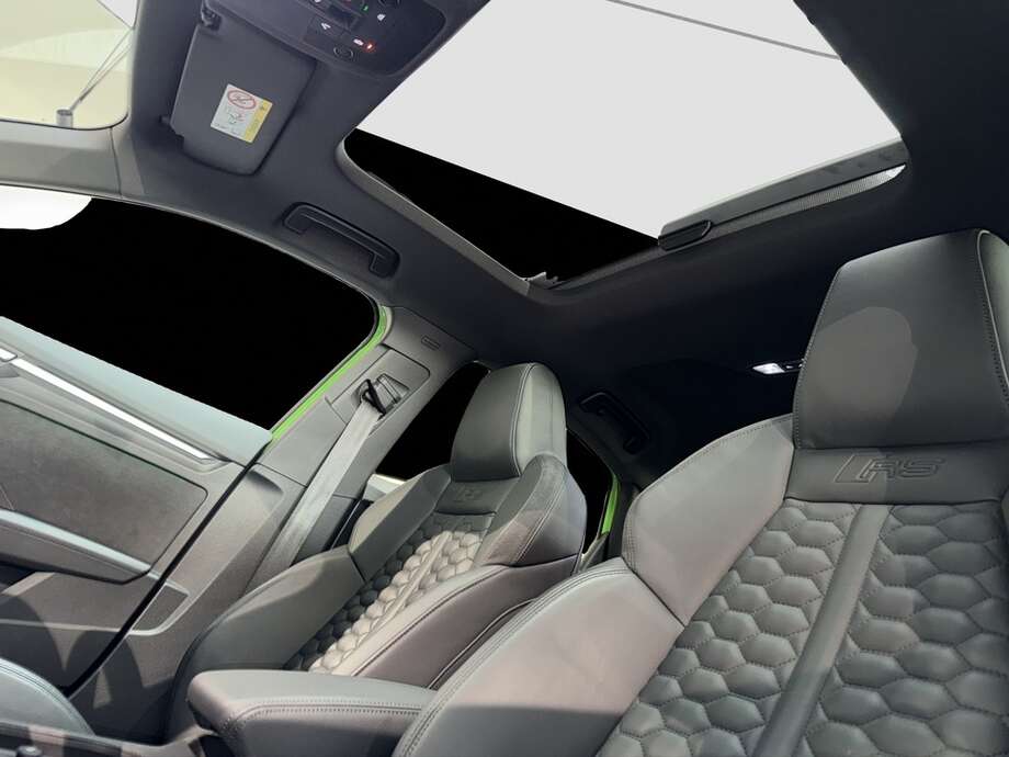 AUDI RS3 (Bild 11/17)