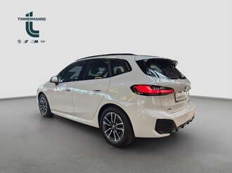 BMW 223 Active Tourer (Bild 3/29)