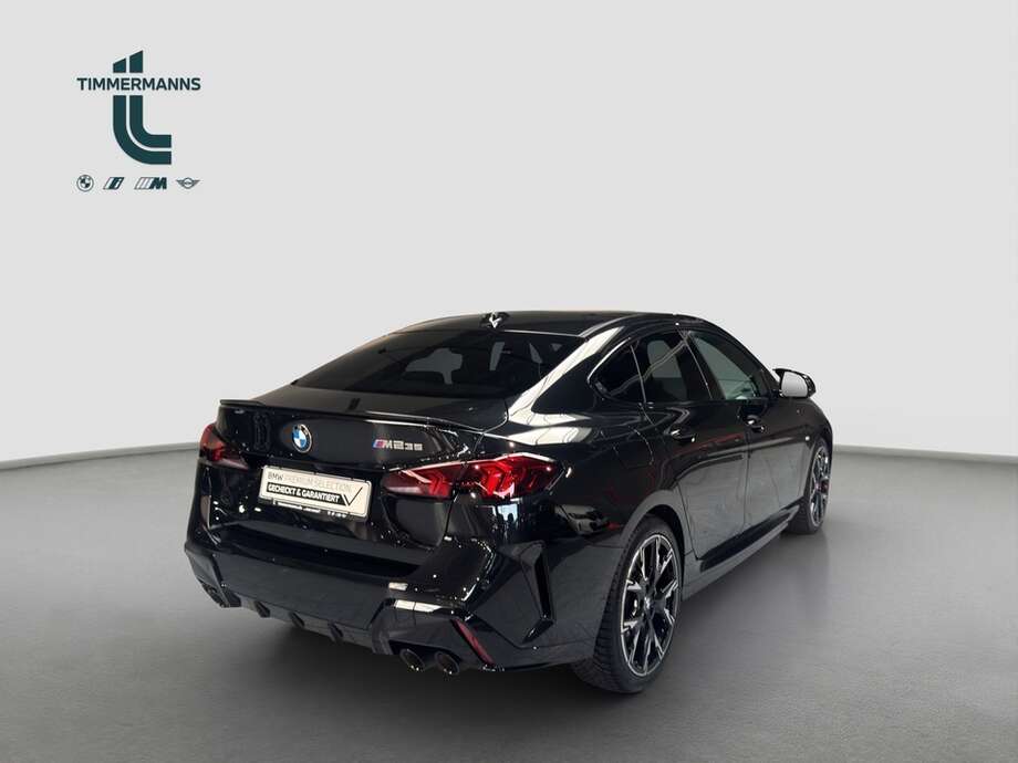 BMW M235i (Bild 5/15)