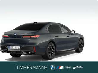 BMW M760 (Bild 2/5)