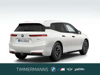 BMW iX (Bild 2/5)