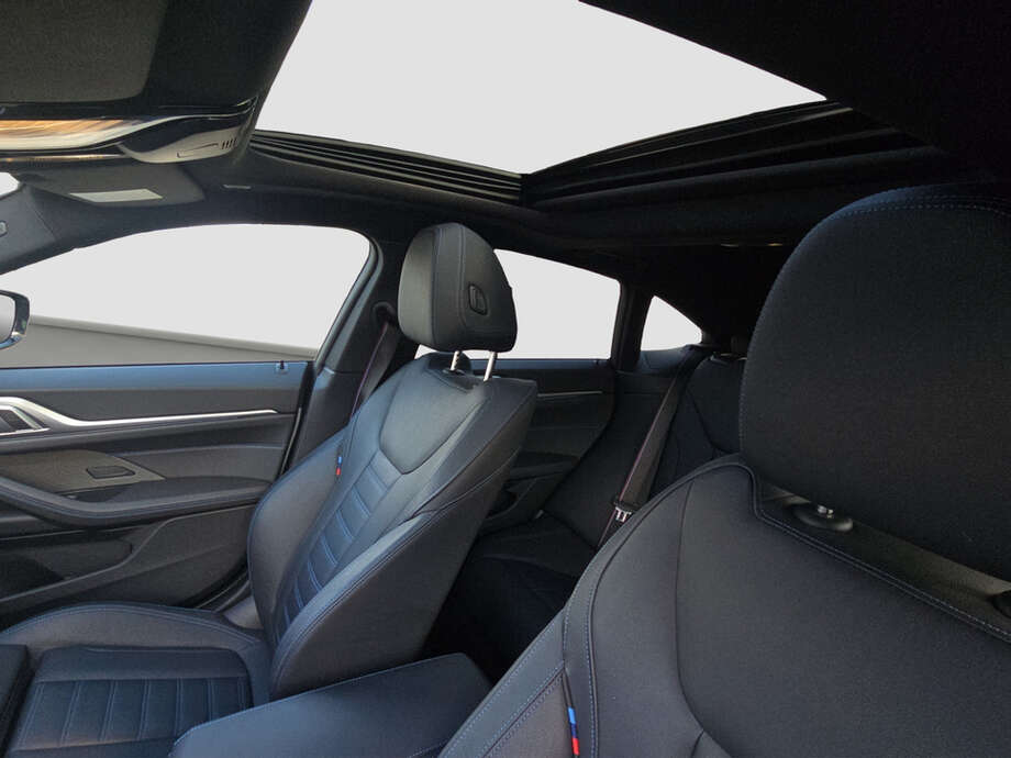 BMW i4 (Bild 11/19)