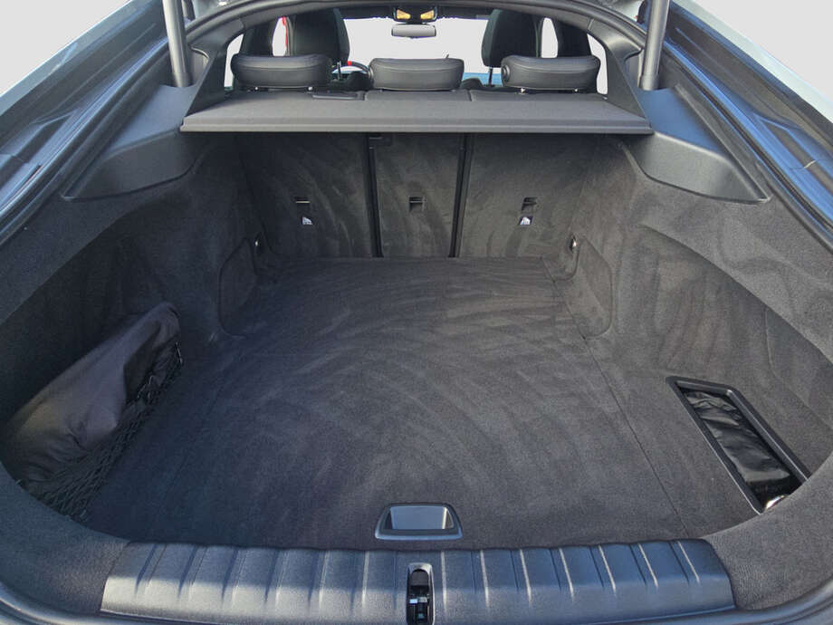 BMW i4 (Bild 15/19)